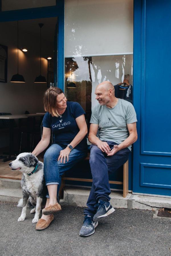 Cafe Velo Nevers Zewnętrze zdjęcie